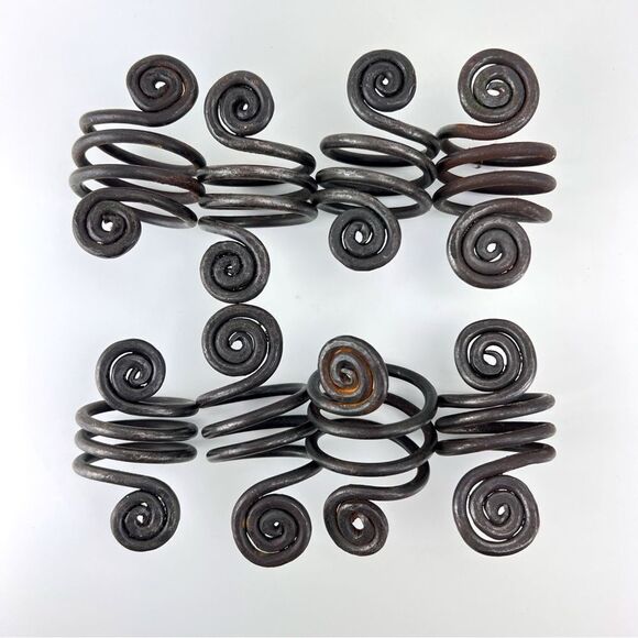 Vintage Metal Spiral Napkin Rings - Set of 8 - Picture 1 of 8
